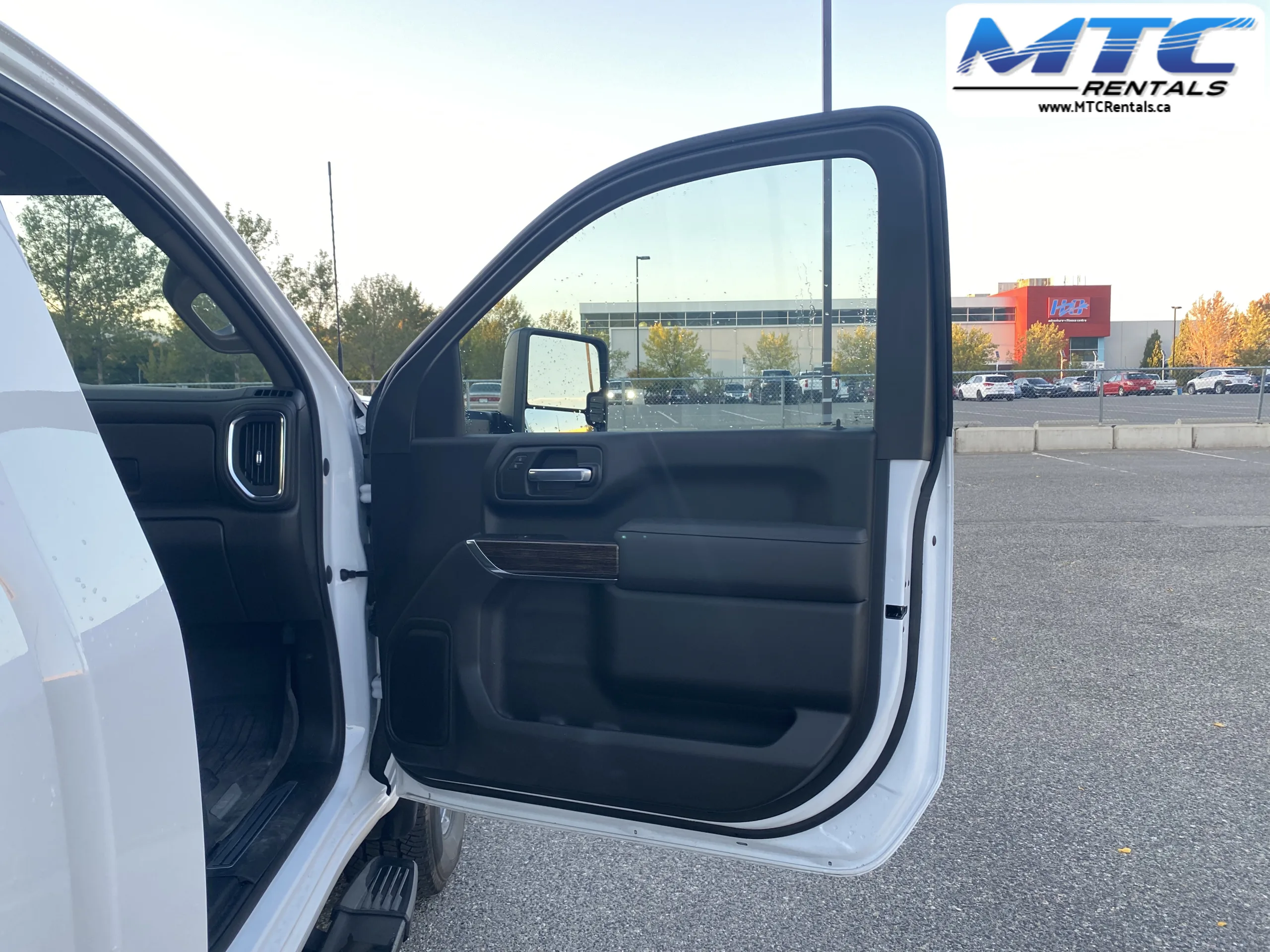 2022 GMC 3500 - photo 11