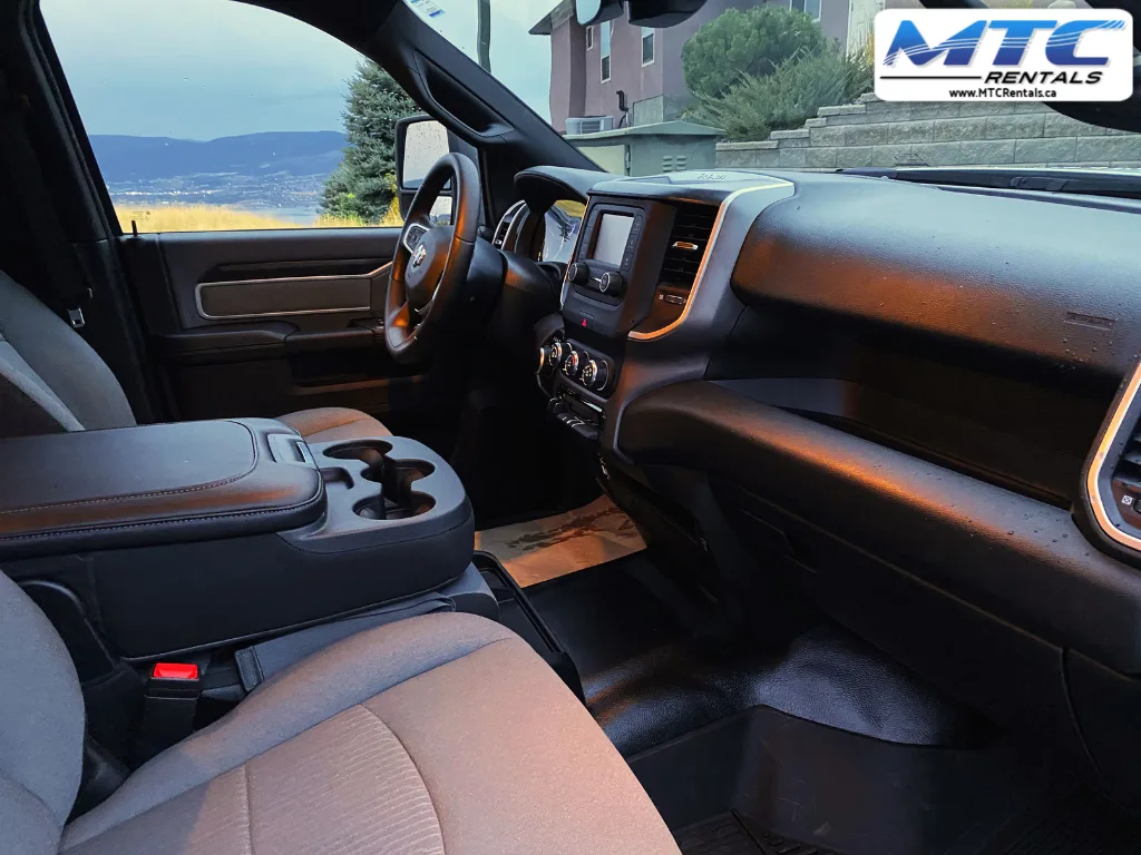 2023 RAM 3500 - photo 16